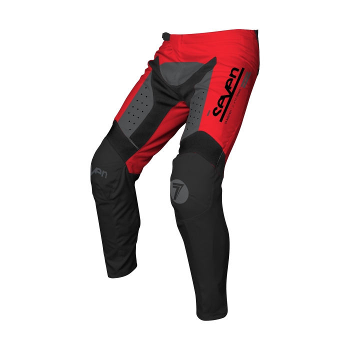 seven-crossbroek-vox-aperture-flo-rood-1.png