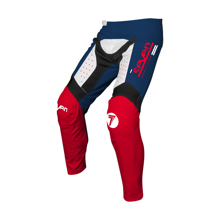 seven-crossbroek-vox-aperture-rood-navy-1.png