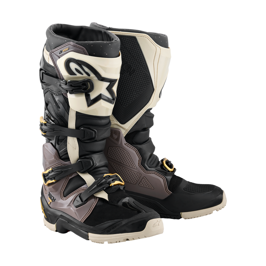 alpinestars-crosslaarzen-tech-7-enduro-drystar-zwart-donker-grijs-goud-1.png